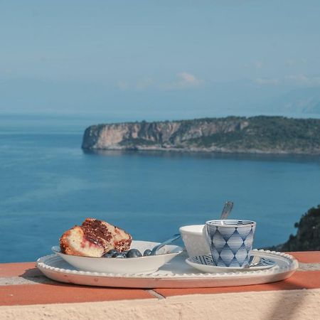 산 니콜라 아르첼라 La Casa Nel Borgo B&B 외부 사진