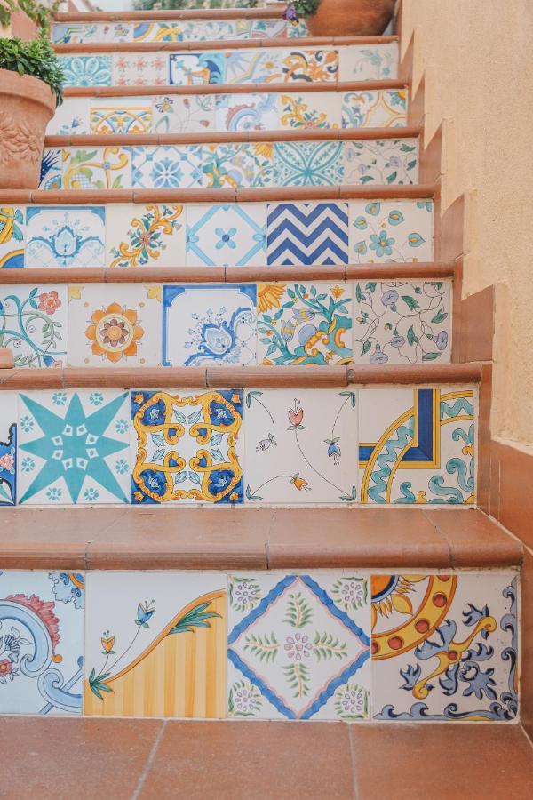 산 니콜라 아르첼라 La Casa Nel Borgo B&B 외부 사진