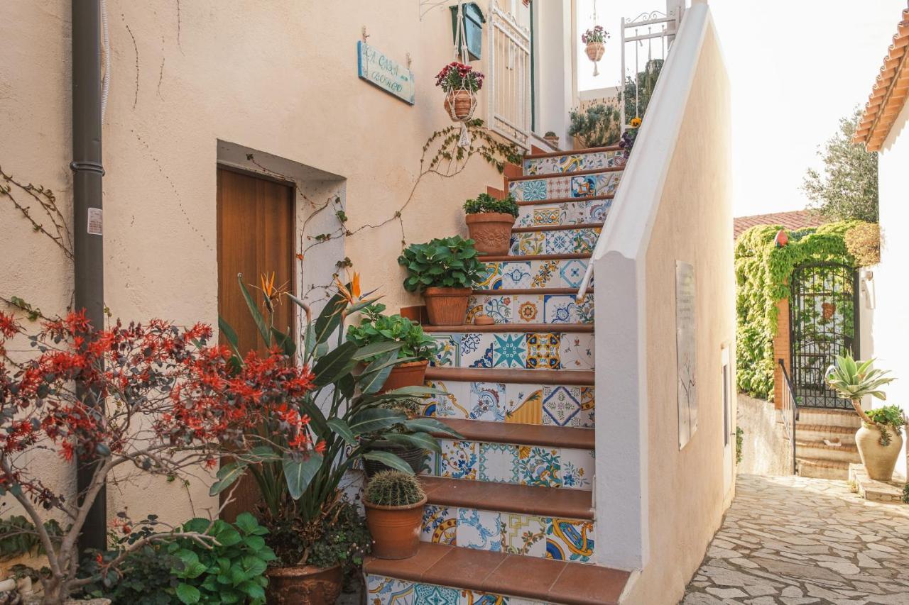 산 니콜라 아르첼라 La Casa Nel Borgo B&B 외부 사진