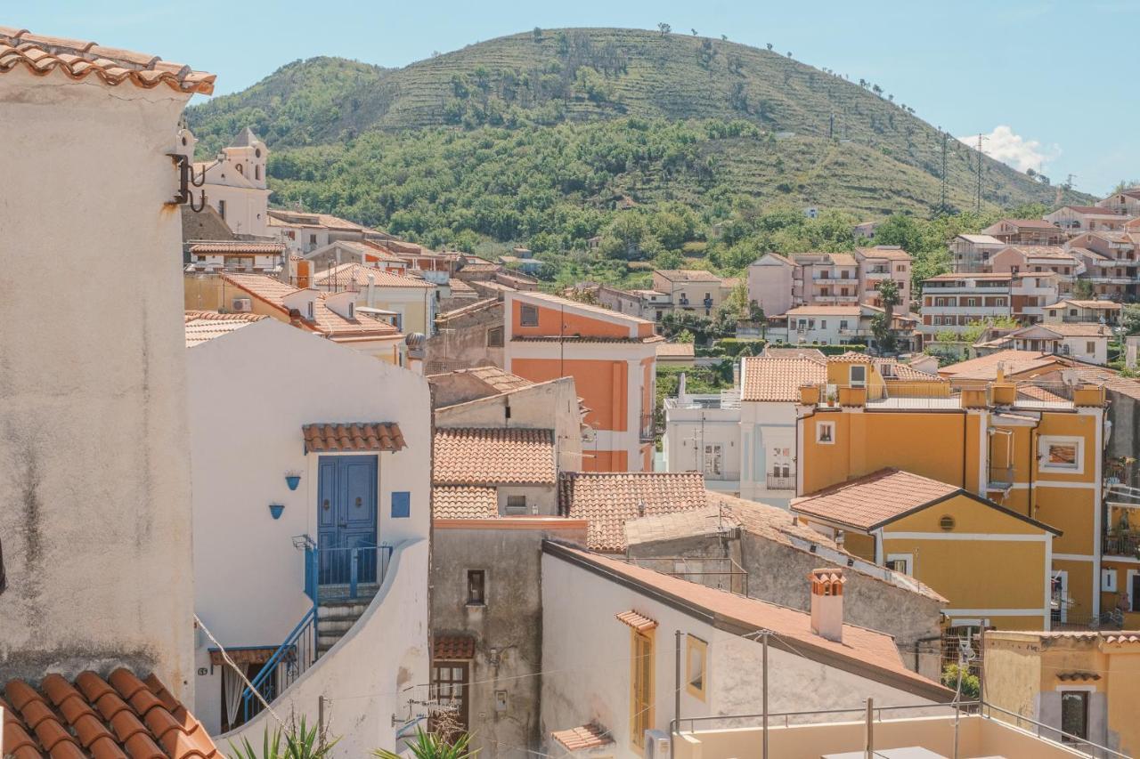 산 니콜라 아르첼라 La Casa Nel Borgo B&B 외부 사진